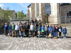 Rasseln in Naumburg - eine alte Ostertradition (© Karl-Franz Thiede)